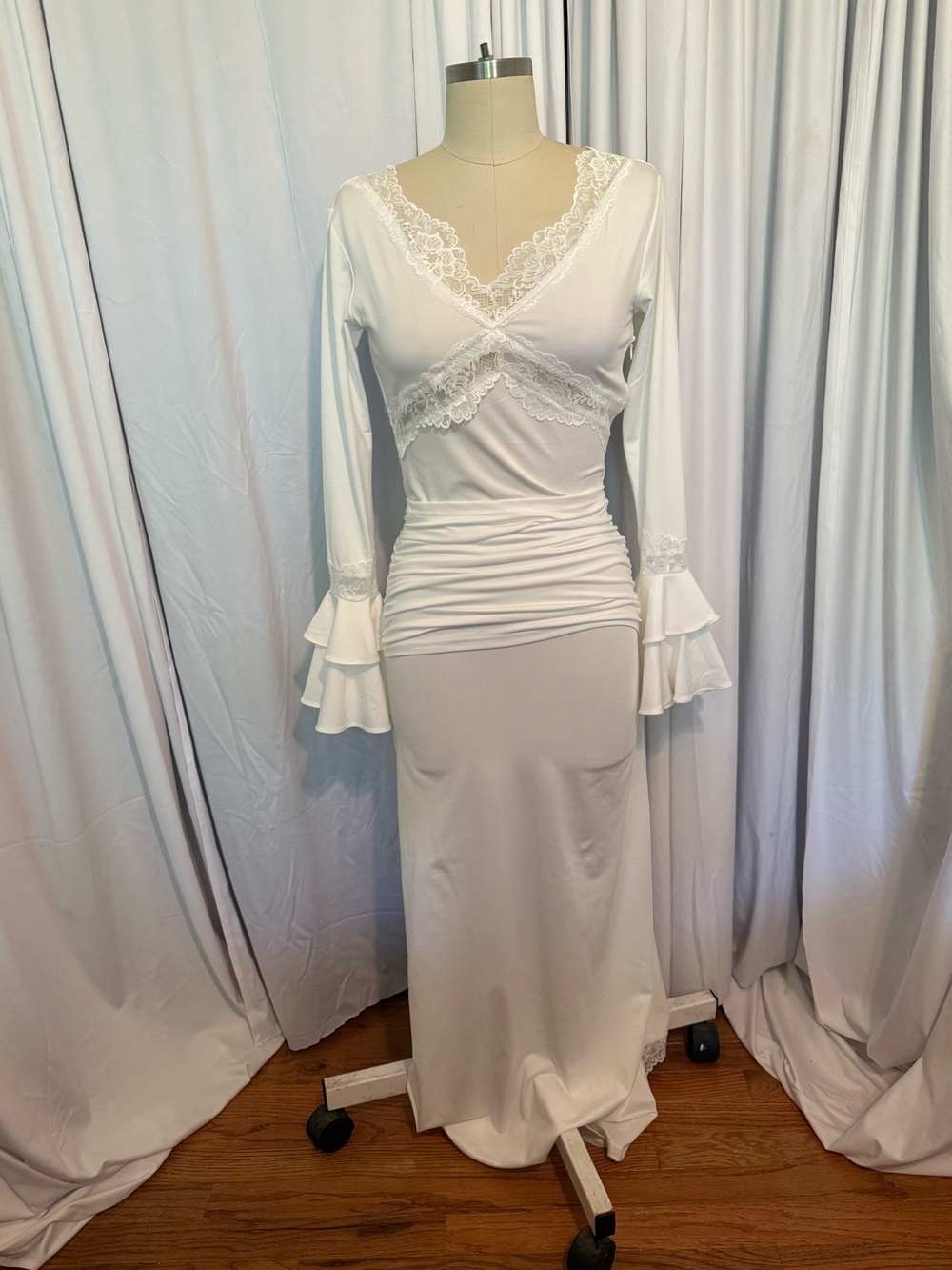 Women's White Lace-Trim V-Neck Maxi Dress